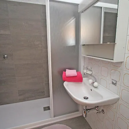 Alle Vigne, 1 Stock By Holap Sa * אסקונה